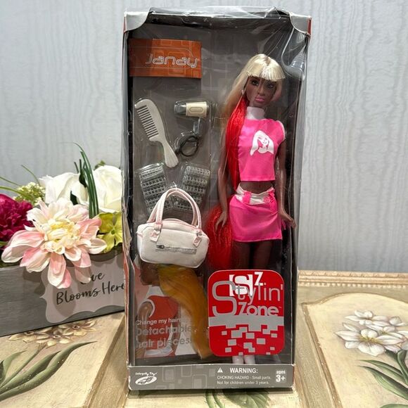 Rare Vintage 2004 Janay Stylin' Zone Doll Accessories Hair Pieces New in Box - Picture 1 of 12